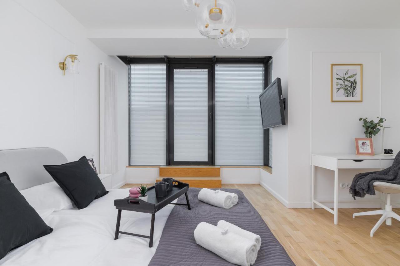 Politechnika Krakowska Apartment By Renters Prestige Esterno foto