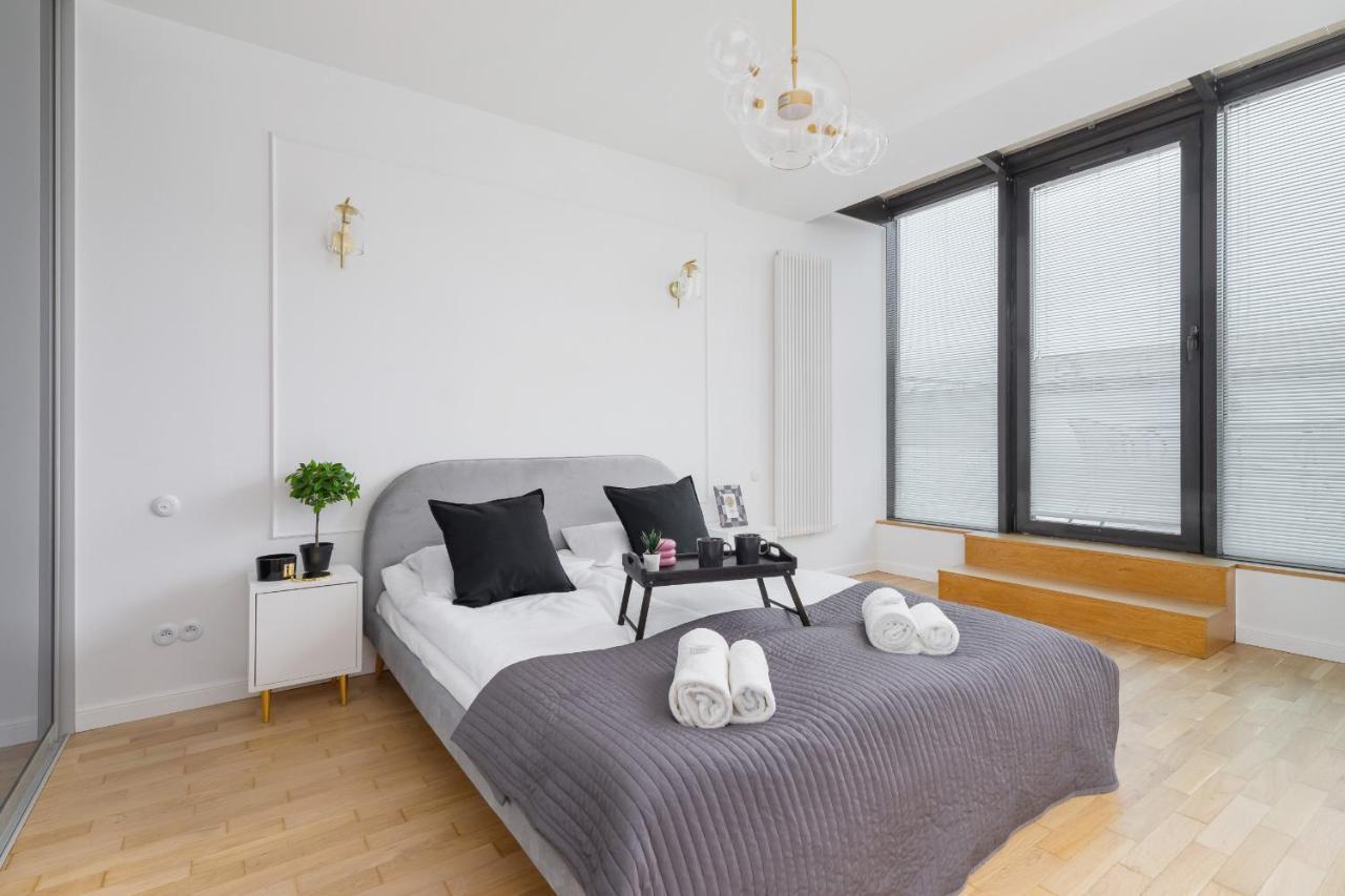 Politechnika Krakowska Apartment By Renters Prestige Esterno foto