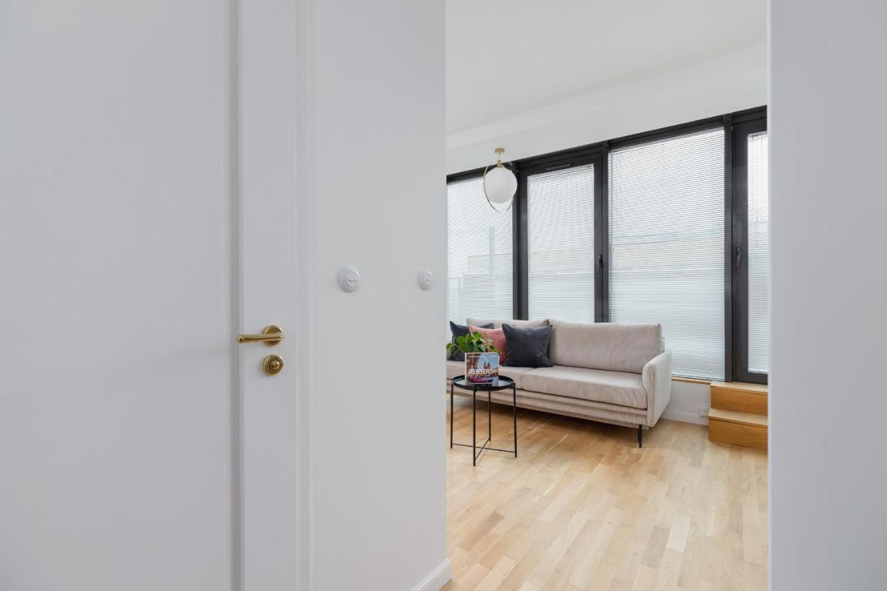 Politechnika Krakowska Apartment By Renters Prestige Esterno foto